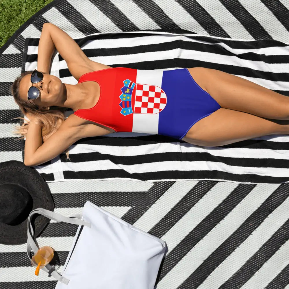 Maillot de bain femme croatie coupe brésilienne élégante