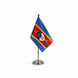 Drapeau bureau l'Eswatini modèle Argent avec mât et socle en acier inoxydable