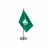 Drapeau bureau de Macao modèle Argent avec mât et socle en acier inoxydable