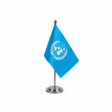 Drapeau Bureau de l'Organisation des Nations unies modèle Argent avec mât et socle en acier inoxydable