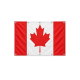 Drapeau du Canada format S en polyester avec dix œillets