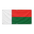 Drapeau madagascar polyester résistant usage extérieur