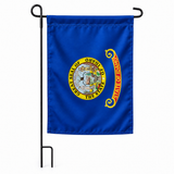 Drapeau jardin vertical Idaho sur support noir
