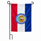 Drapeau jardin vertical Missouri sur support noir