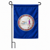 Drapeau jardin vertical Virginie sur support noir