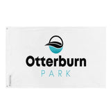 Drapeau otterburn park polyester résistant œillets à gauche
