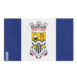 Drapeau sarnia polyester résistant avec œillets à gauche