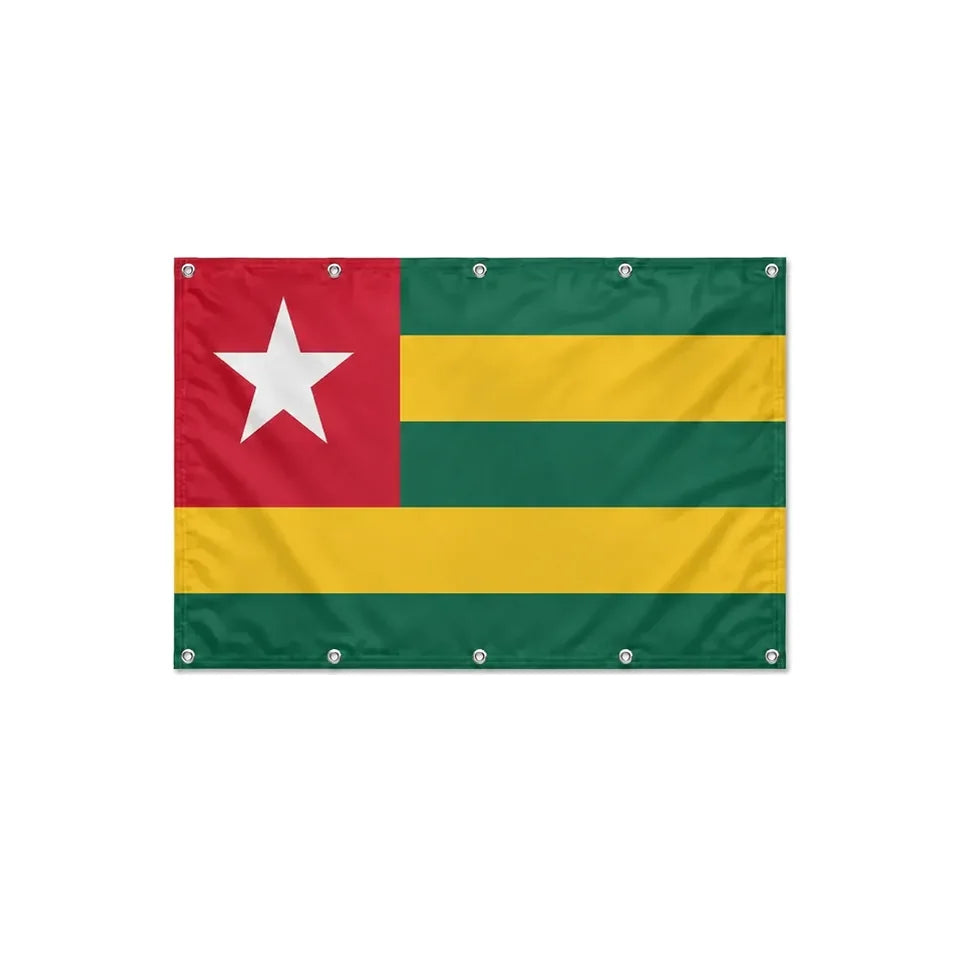 Drapeau du Togo format S en polyester avec dix œillets
