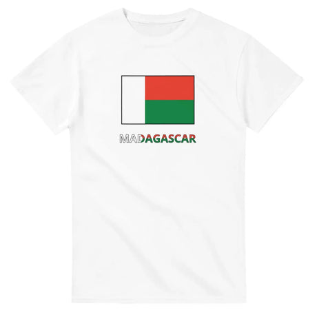 T-shirt drapeau madagascar en texte - pixelforma